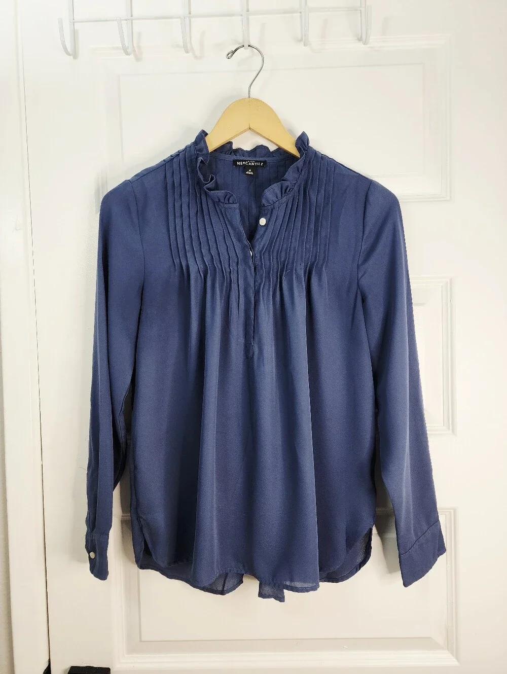 J Crew Long Sleeve Pintuck Blouse Size 4